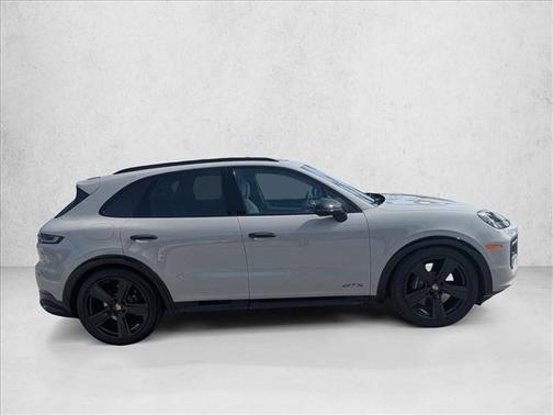 Chalk [Gray] 2026 Porsche Cayenne GTS