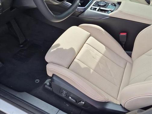 Mineral White Metallic 2026 BMW X3 30 xDrive