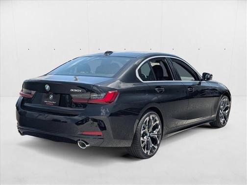 2025 BMW 330 i