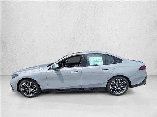 Brooklyn Grey Metallic 2027 BMW 530 i