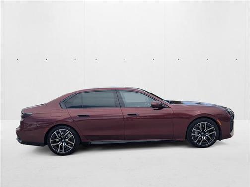 2023 BMW 760 i xDrive