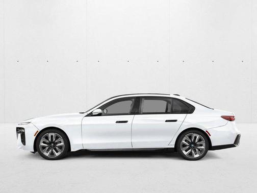 Alpine White 2026 BMW 740 740i