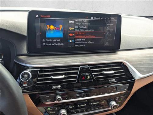 Alpine White 2023 BMW 530 i