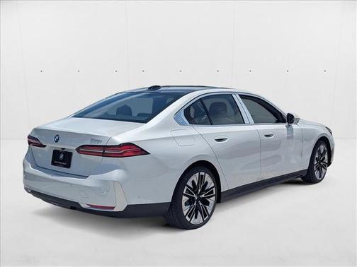 2026 BMW 530 i