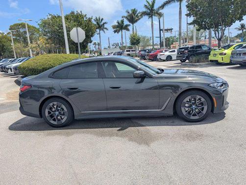 Individual Dravit Grey Metallic 2023 BMW i4 Gran Coupe eDrive40