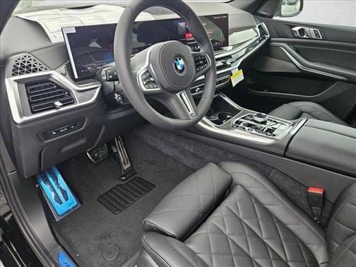 2026 BMW X5 M60i