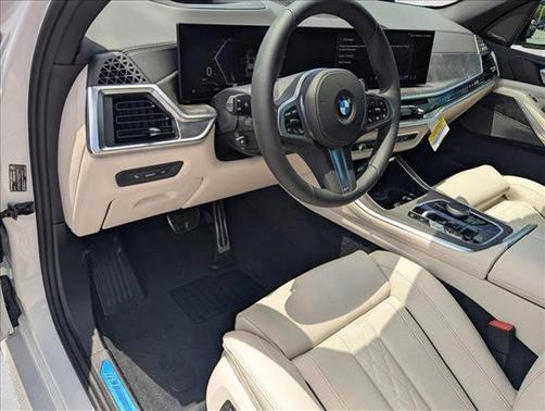 Mineral White Metallic 2026 BMW X5 sDrive40i