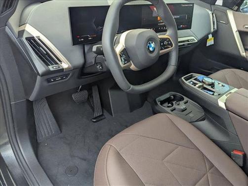 2026 BMW iX xDrive45