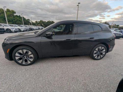 2026 BMW iX xDrive45