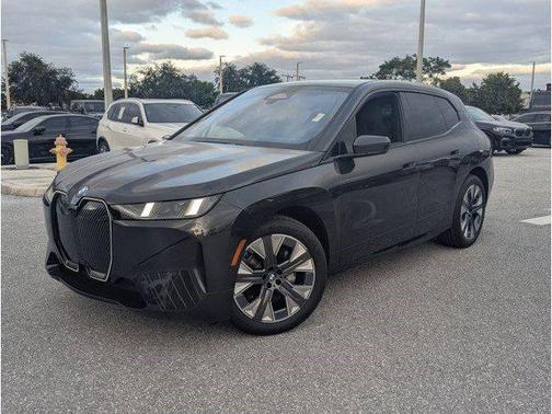 2026 BMW iX xDrive45