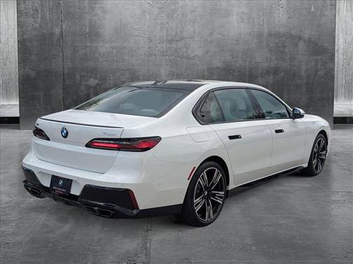 2025 BMW 760 i xDrive