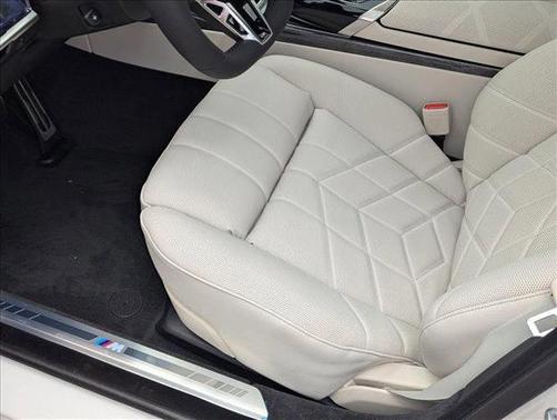 2025 BMW 760 i xDrive