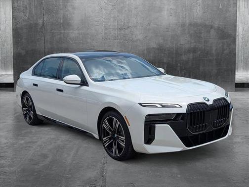2025 BMW 760 i xDrive