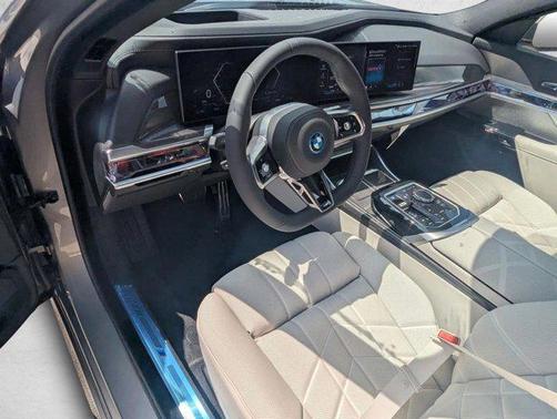 Oxide Grey Metallic 2026 BMW i7 eDrive50