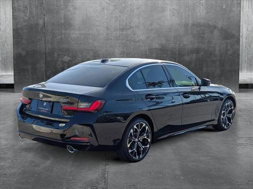 2025 BMW 330 i