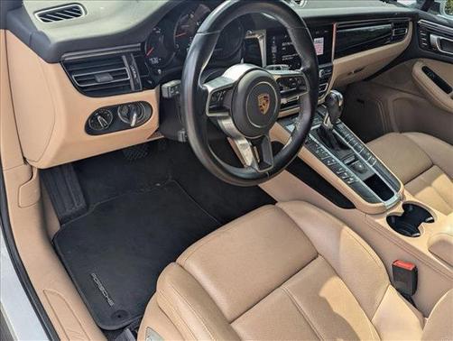 2021 Porsche Macan AWD