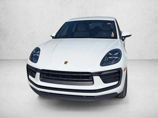 2022 Porsche Macan AWD