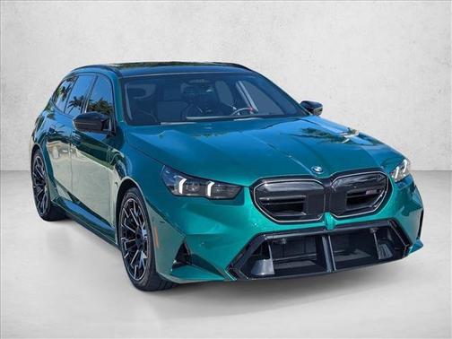 Isle of Man Green Metallic 2026 BMW M5 Base