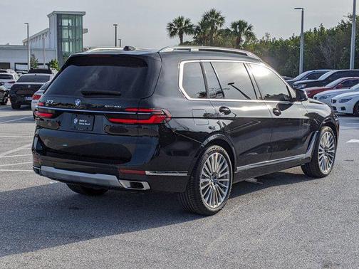 2024 BMW X7 xDrive40i