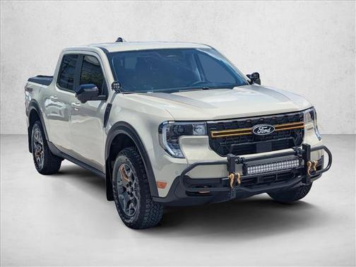 Desert Sand 2025 Ford Maverick Tremor