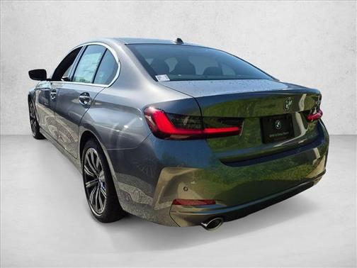 Skyscraper Grey Metallic 2026 BMW 330 330i