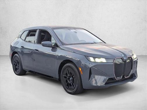 2026 BMW iX xDrive60