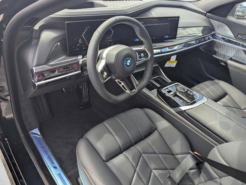 Carbon Black Metallic 2026 BMW i7 xDrive60