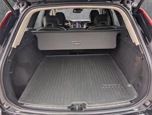 2021 Volvo XC60 T5 Inscription