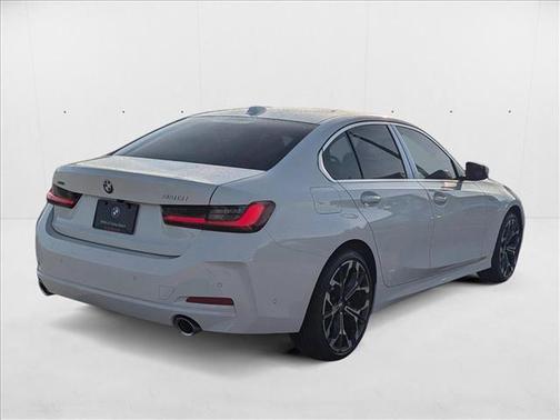 2025 BMW 330 i xDrive