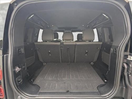 2023 Land Rover Defender 110 S