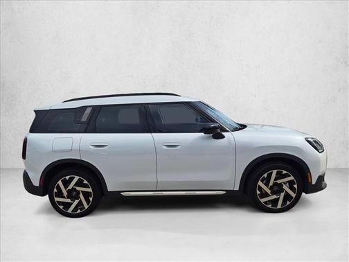 Nanuq White Metallic 2026 MINI Countryman Cooper S ALL4