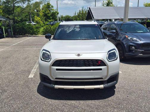 Nanuq White Metallic 2026 MINI Countryman Cooper S ALL4