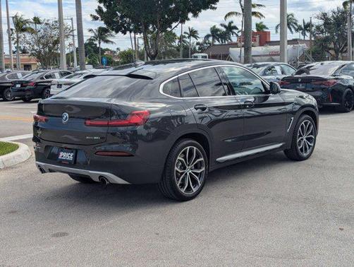 2021 BMW X4 xDrive30i
