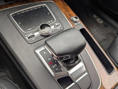 2018 Audi Q5 2.0T Premium Plus