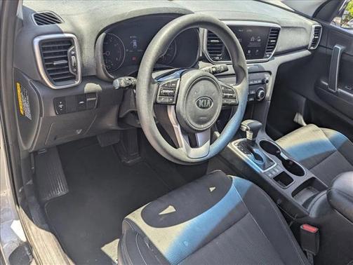 Sparkling Silver 2022 Kia Sportage LX