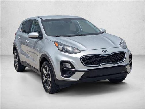 Sparkling Silver 2022 Kia Sportage LX