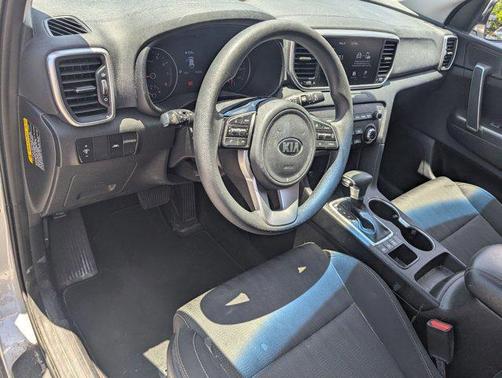 Sparkling Silver 2022 Kia Sportage LX