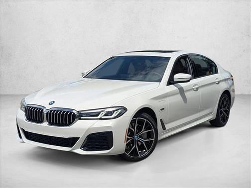Alpine White 2023 BMW 530e Base