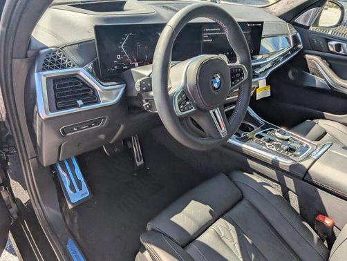 2026 BMW X7 M60i