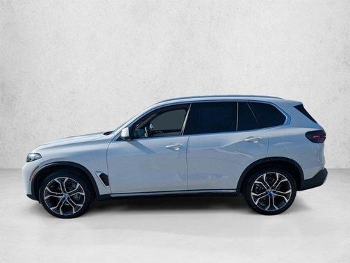 Alpine White 2026 BMW X5 sDrive40i