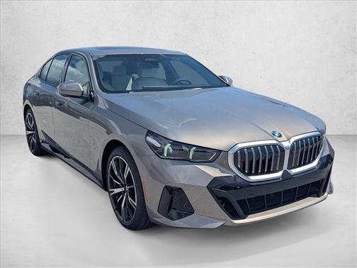 Oxide Grey Metallic 2027 BMW 530 i