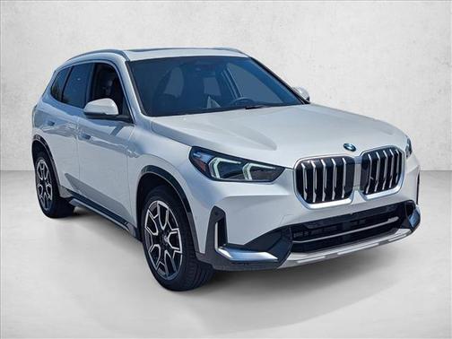 Mineral White Metallic 2026 BMW X1 xDrive28i