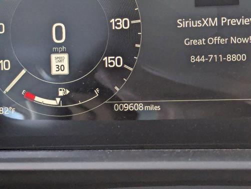 2025 Land Rover Discovery P360 Dynamic SE