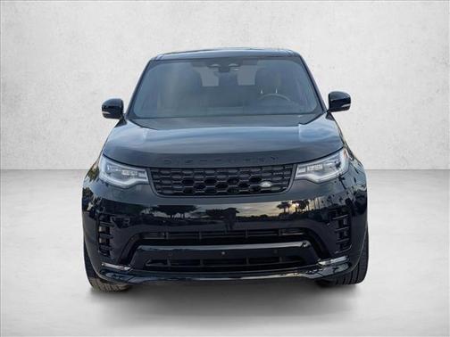 2025 Land Rover Discovery P360 Dynamic SE