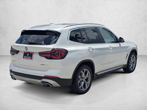 Mineral White Metallic 2024 BMW X3 sDrive30i