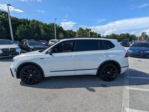 2020 Volkswagen Tiguan 2.0T SE R-Line Black