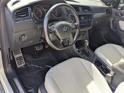 2020 Volkswagen Tiguan 2.0T SE R-Line Black