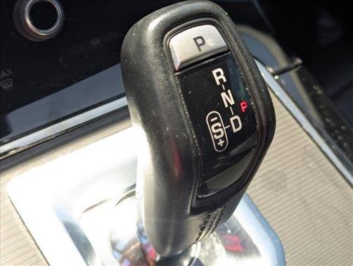 2023 Land Rover Range Rover Evoque R-Dynamic SE