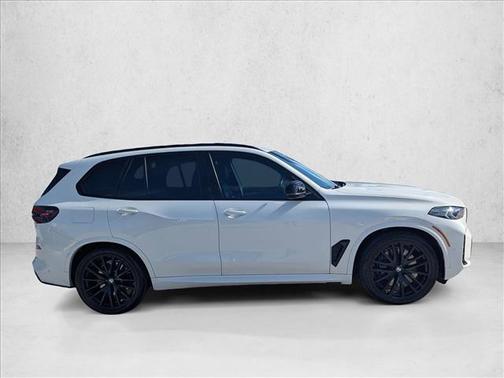 Alpine White 2024 BMW X5 M60i