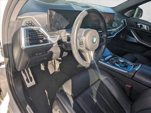 Alpine White 2024 BMW X5 M60i